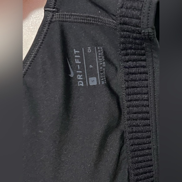 Nike Sports Bra Size S NWOT - Picture 8 of 11